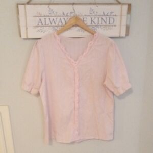 4/$13 charming blouse